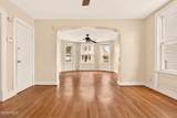 928 Delamont Avenue - Photo 5