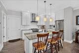 37 White Street - Photo 8
