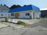 207 Fulton - Photo 2