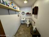 194 Guy Park Avenue - Photo 16