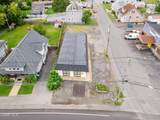 2735 Broadway - Photo 17