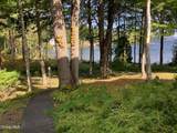 3562 Lake Shore - Photo 10