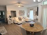 1811 Hampton Place Boulevard - Photo 9