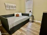 74 Walnut Street - Photo 17