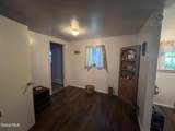 326 Middle Road - Photo 10