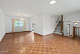 756 Hampshire Seat - Photo 18