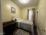 677 Pawling Avenue - Photo 6