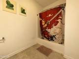 406 Worthington Terrace - Photo 32