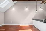 521 Warren Street - Photo 7