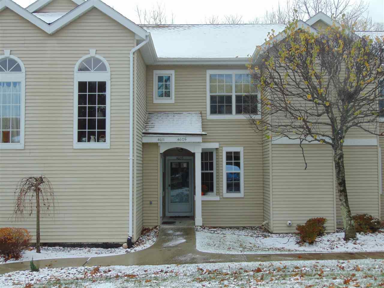 4605 Foxwood Dr South - Photo 1