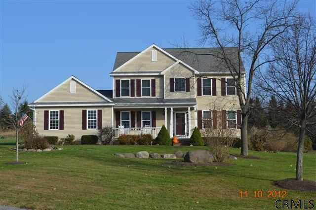 2 Rose Ct, Ballston Lake, NY 12019 (MLS #201225319) :: Weichert Realtors®, Expert Advisors
