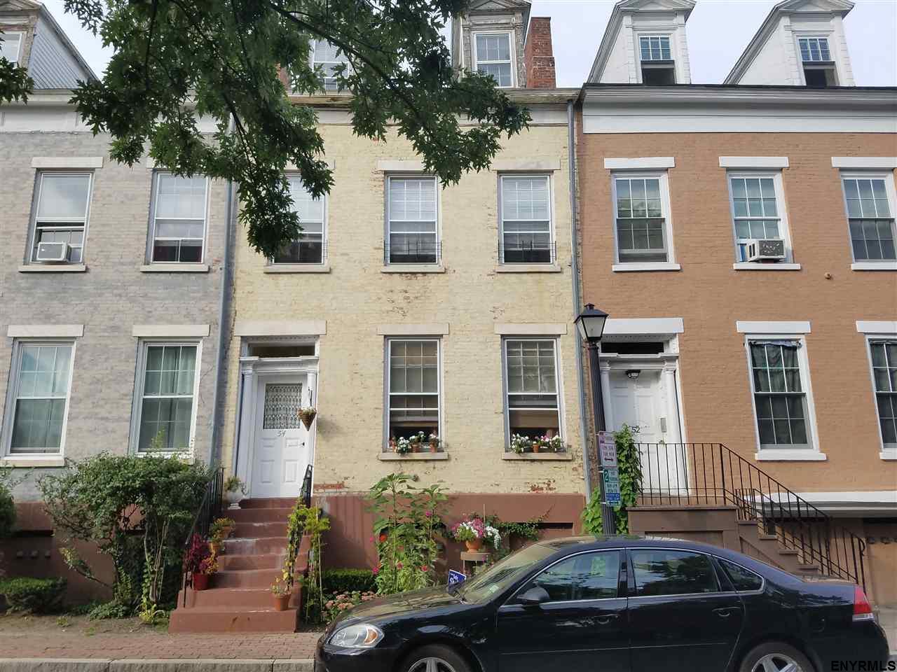 54 Westerlo St - Photo 1