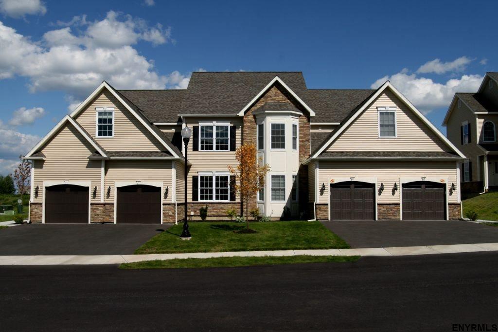 39 Cornerstone Dr - Photo 1