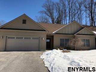 66 Warren St - Photo 1