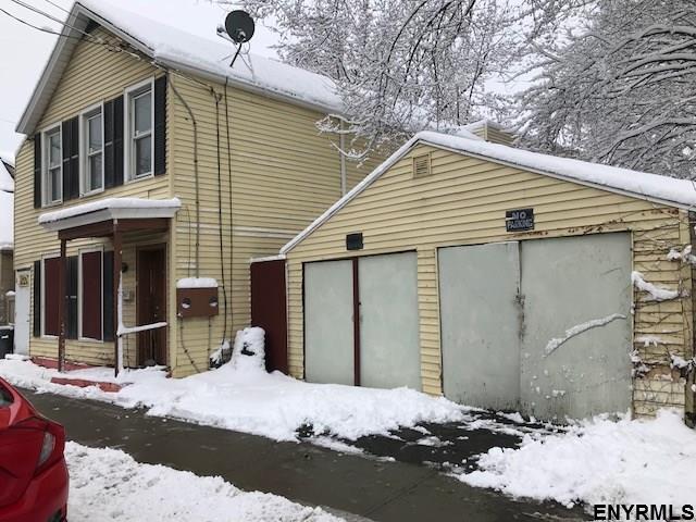 899 River St - Photo 1