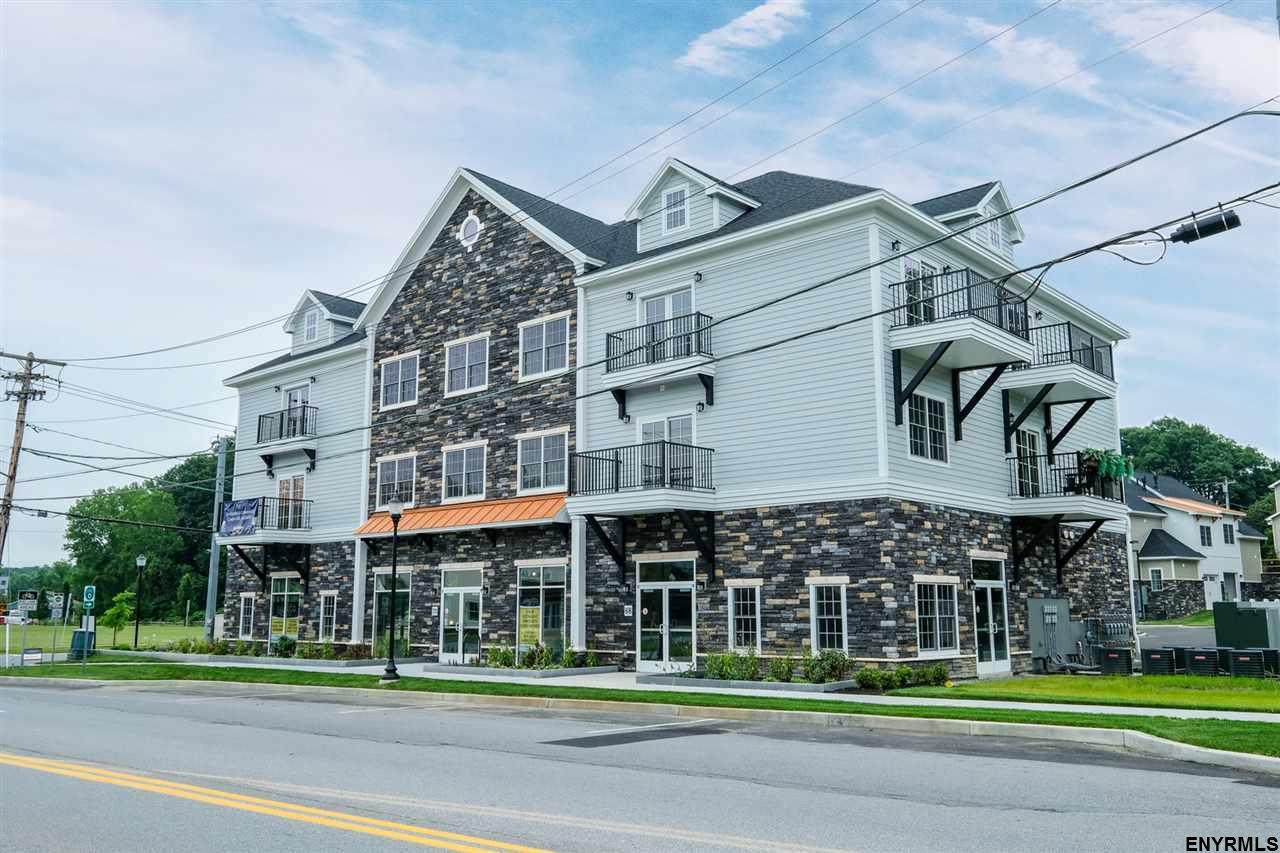 70 Excelsior Av - Photo 1