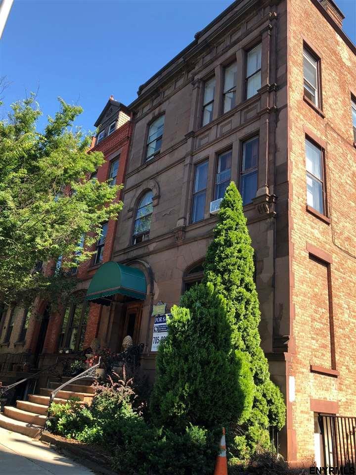 281 State St - Photo 1