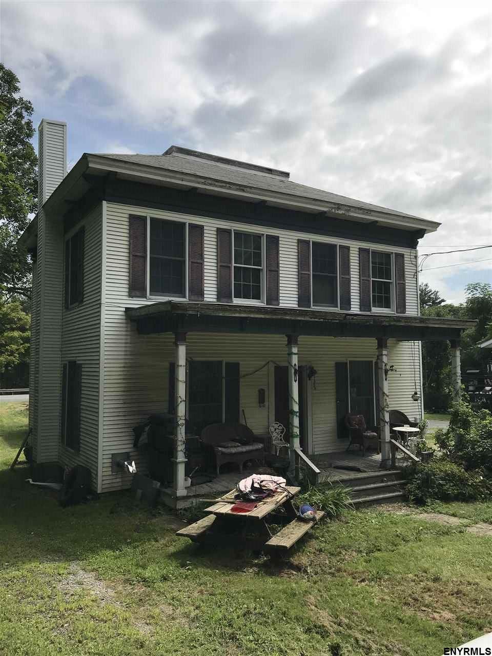 28 Main St - Photo 1