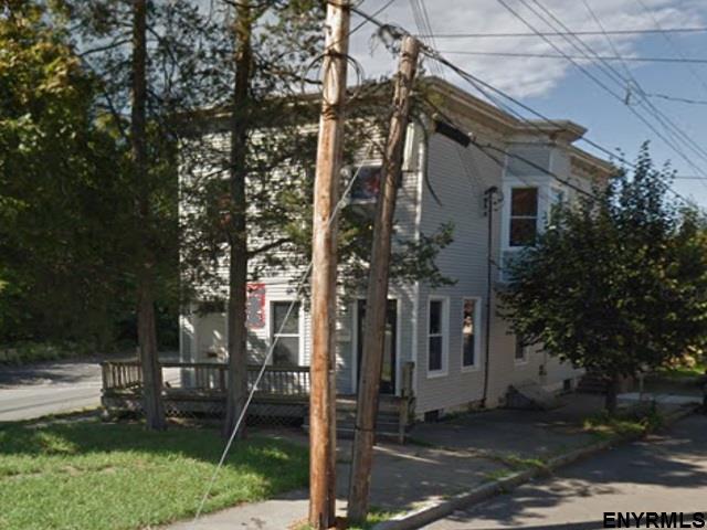 209 Hill St - Photo 1