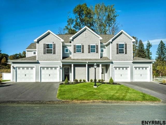103 Grayson Pl - Photo 1