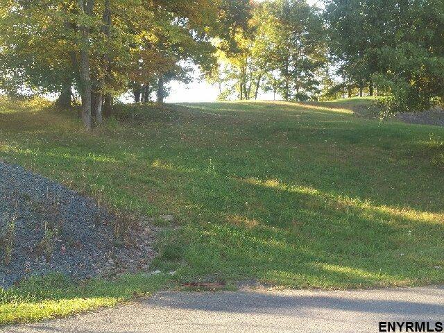 105 Hickory Ct - Photo 1