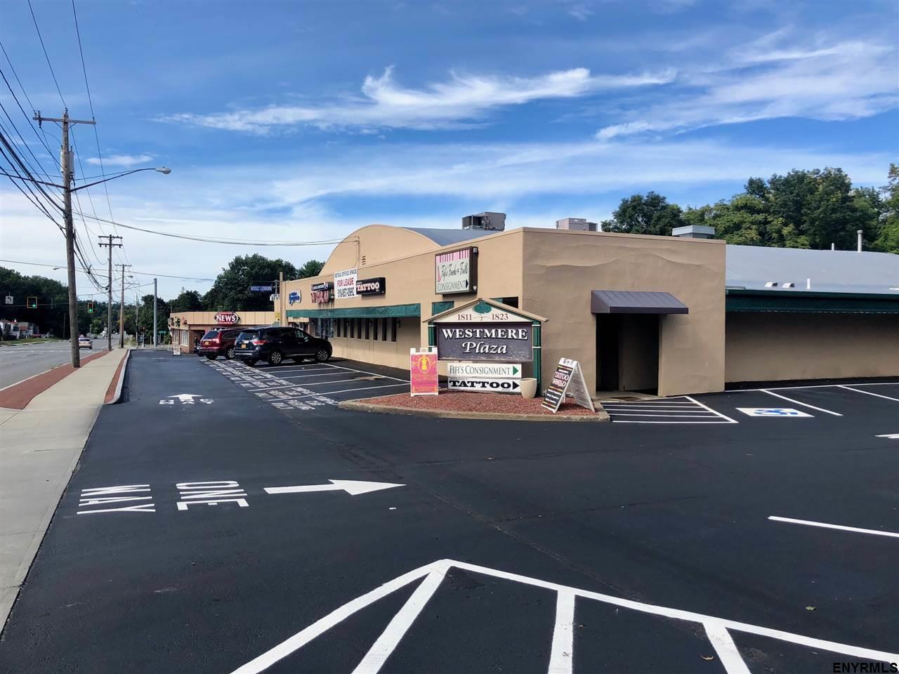 1811 Western Av - Photo 1