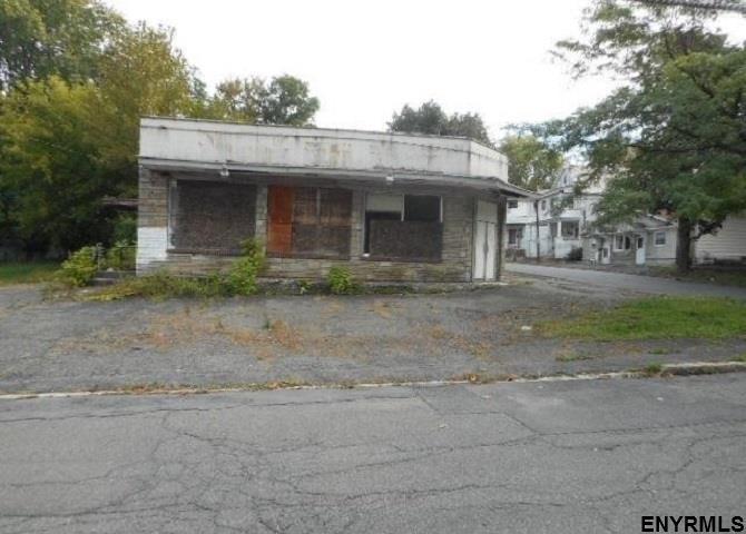 853 Davis Ter - Photo 1