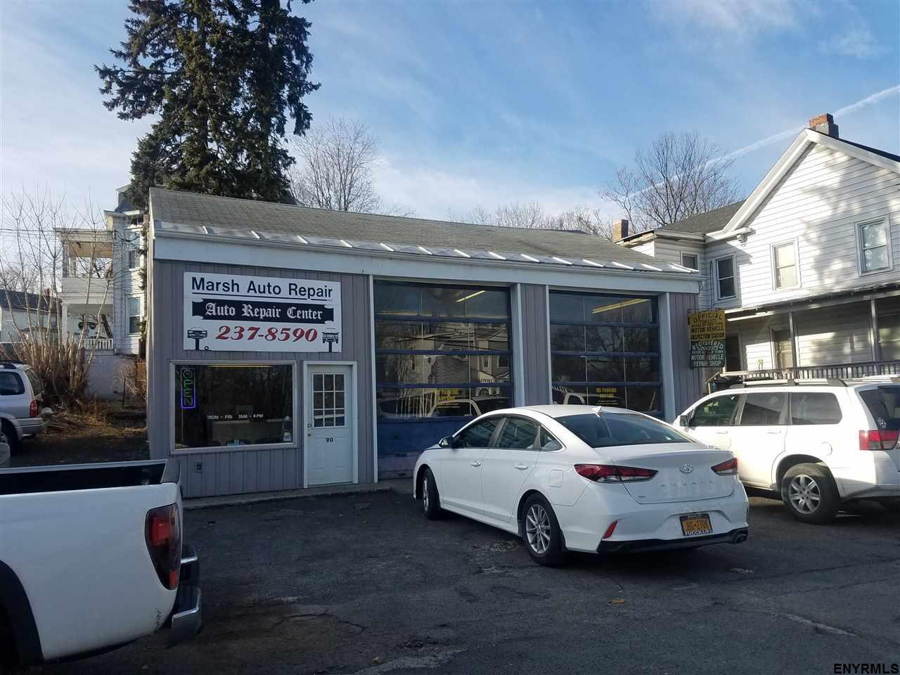 92 Saratoga Av - Photo 1