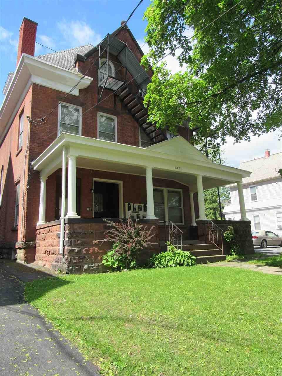 838 1/2 Union St - Photo 1