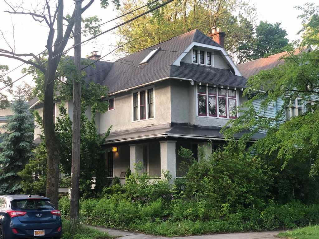 586 Myrtle Av - Photo 1
