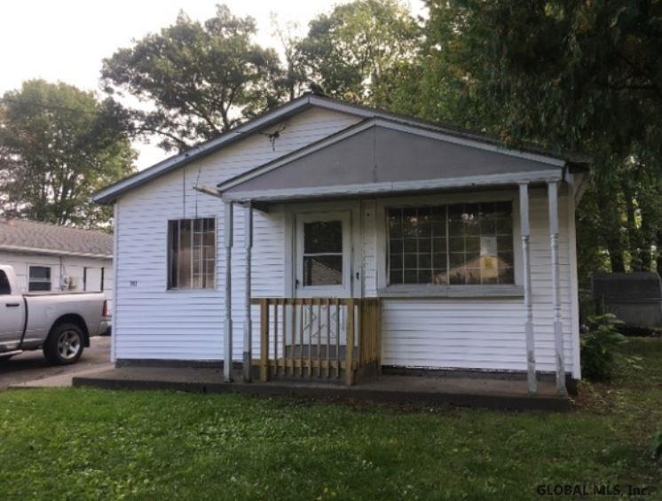 352 Clayton Rd - Photo 1
