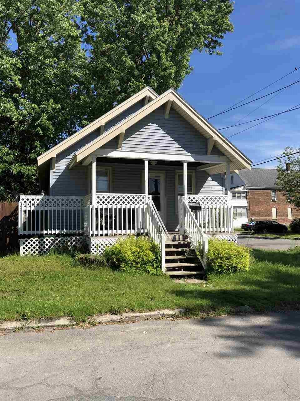 2 Evelyn St - Photo 1