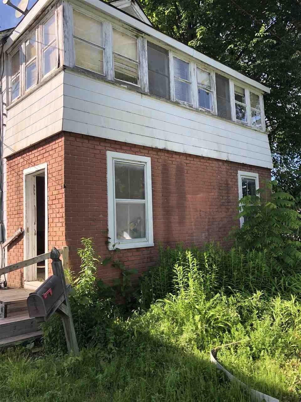 10 Hurley St - Photo 1