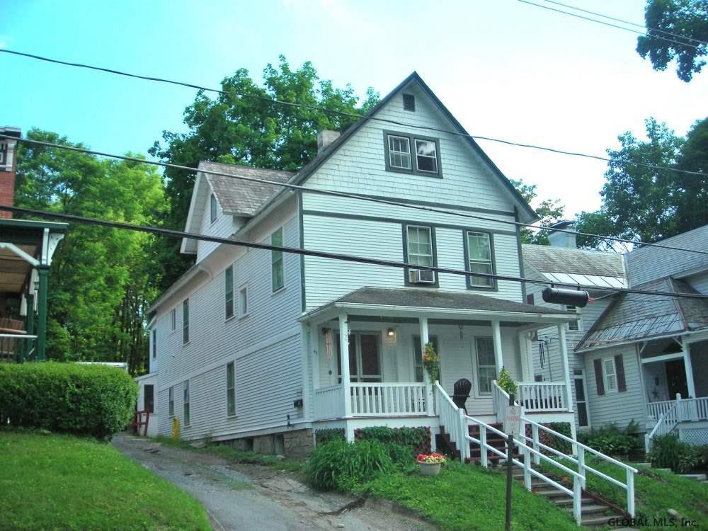 43 Wilder Av - Photo 1