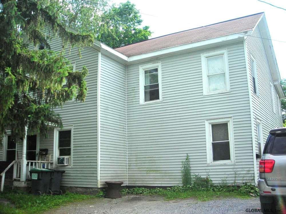107 Railroad Ave - Photo 1