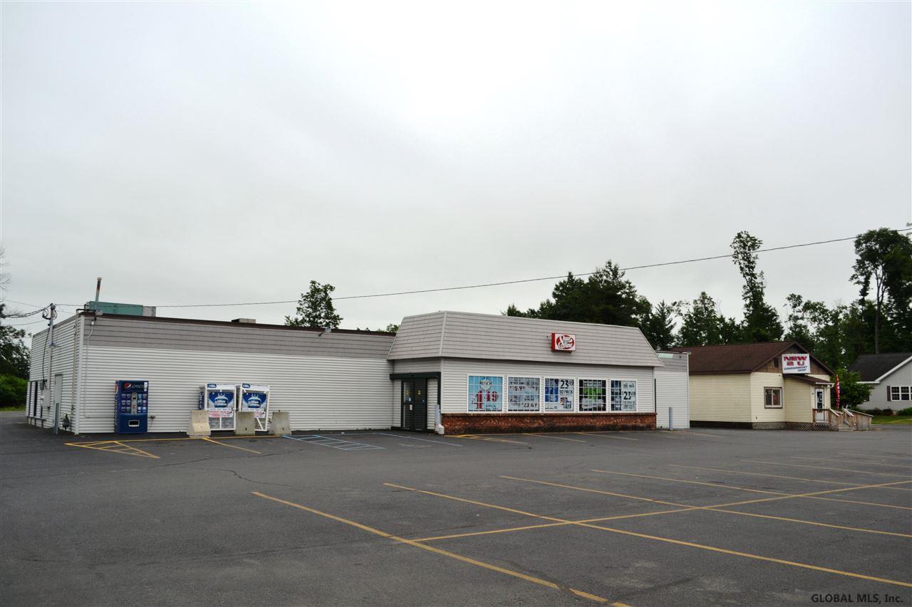 2358 Burgoyne Av - Photo 1