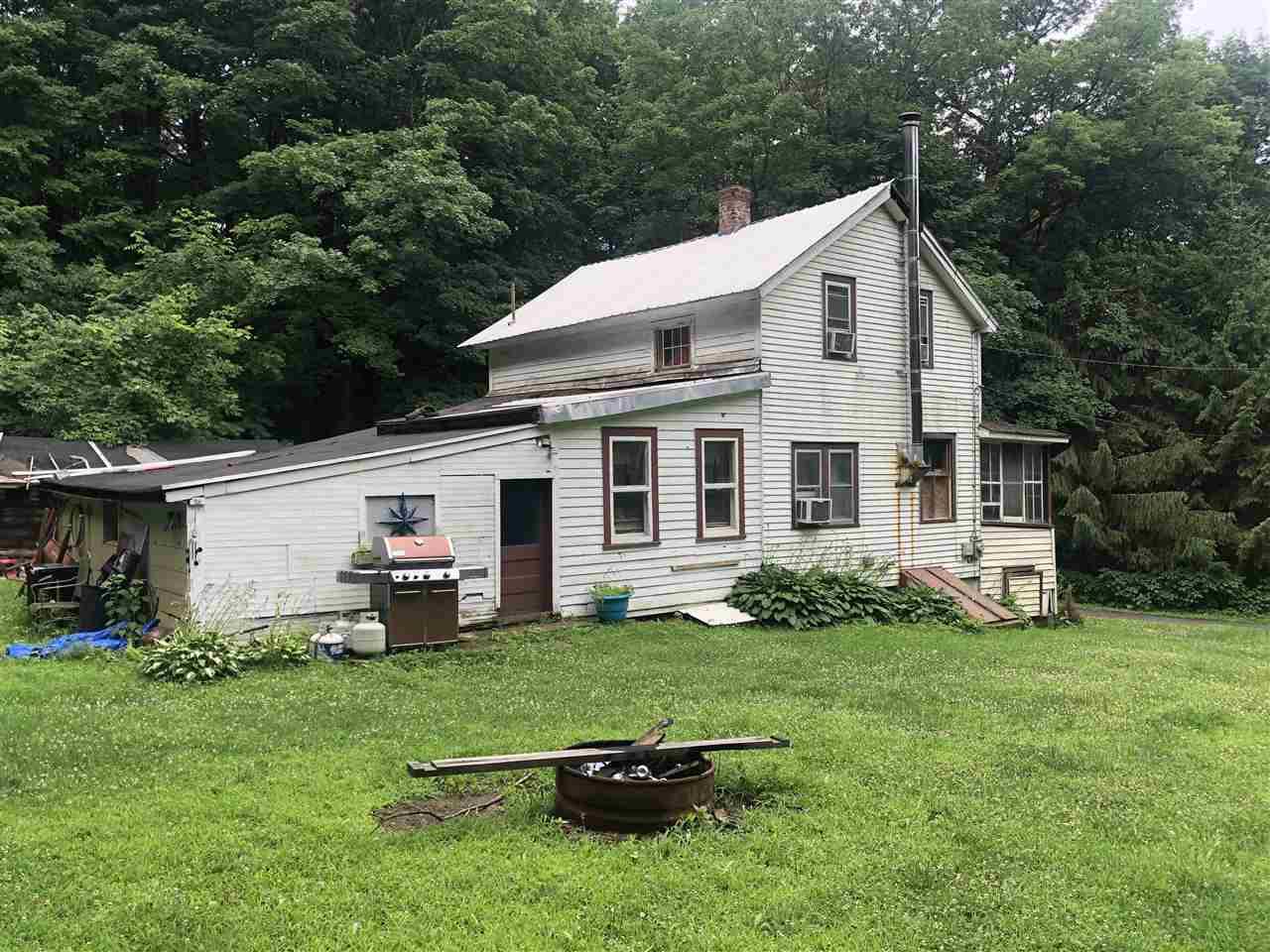 39 Northern Blvd - Photo 1