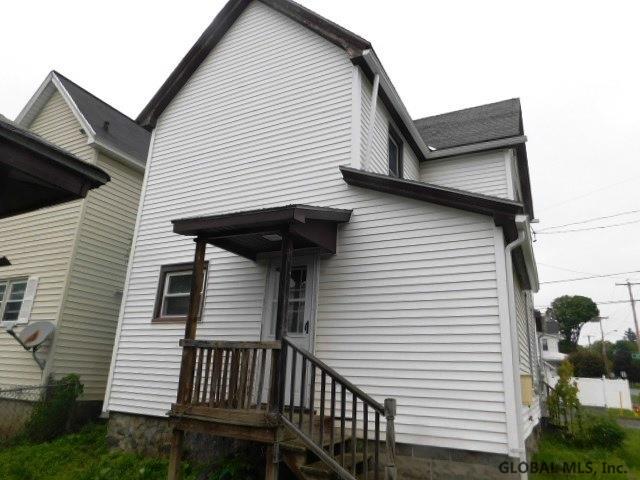 14 Spring St - Photo 1