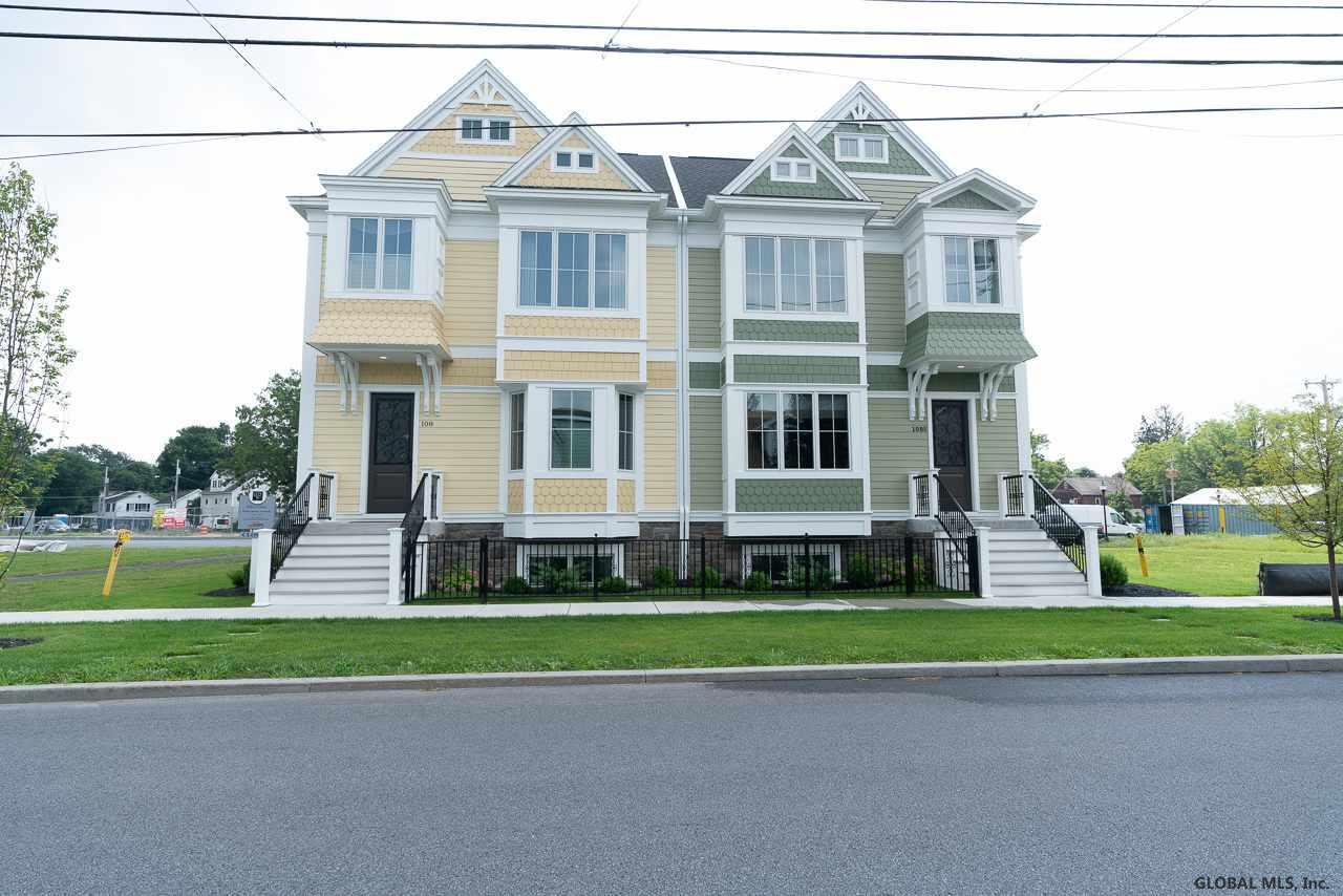 106B Division St - Photo 1
