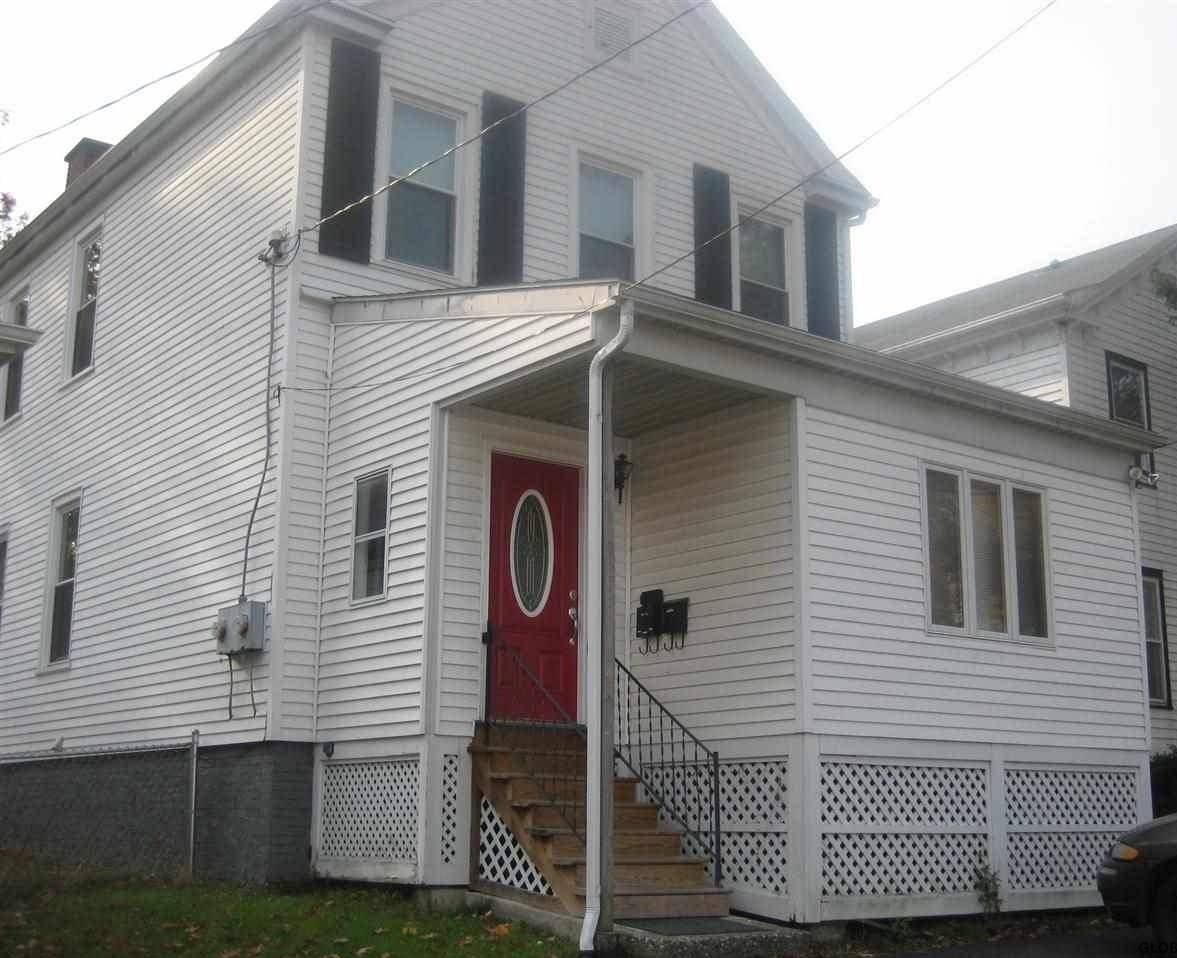 4 Grant Av - Photo 1