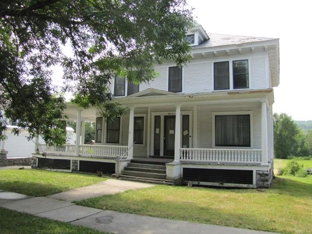 54 Williams St - Photo 1