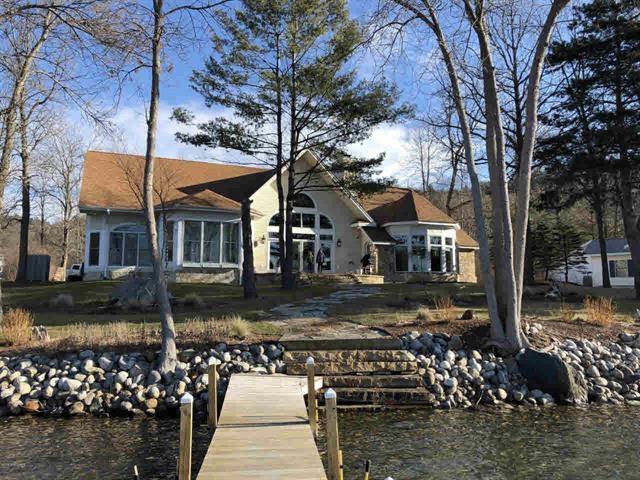 212 Black Point Rd - Photo 1
