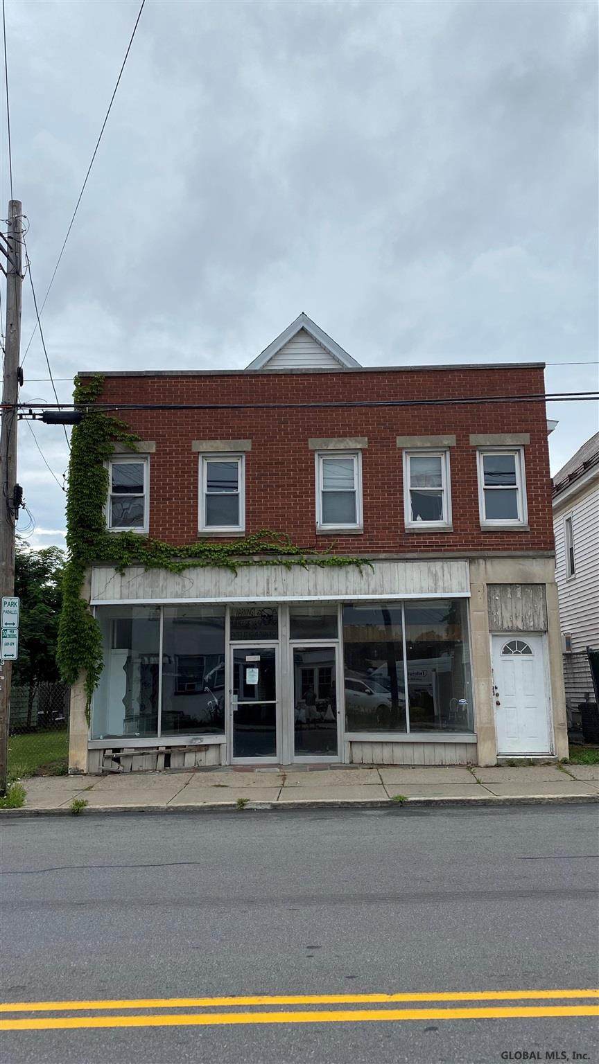 2619 Broadway - Photo 1