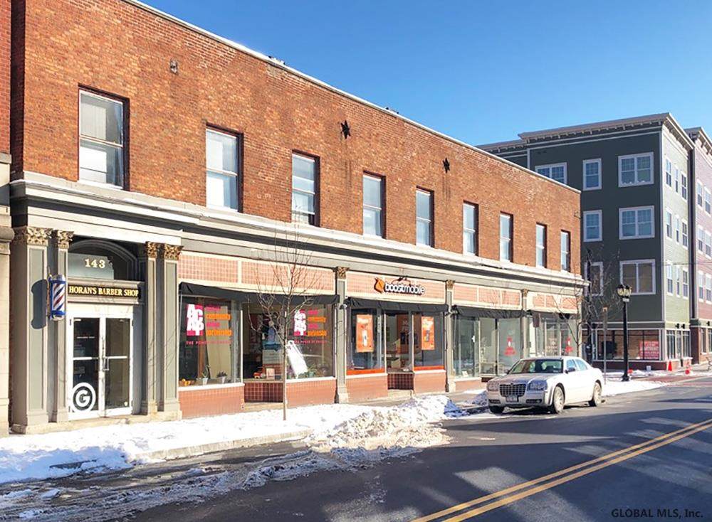 143 Remsen St - Photo 1
