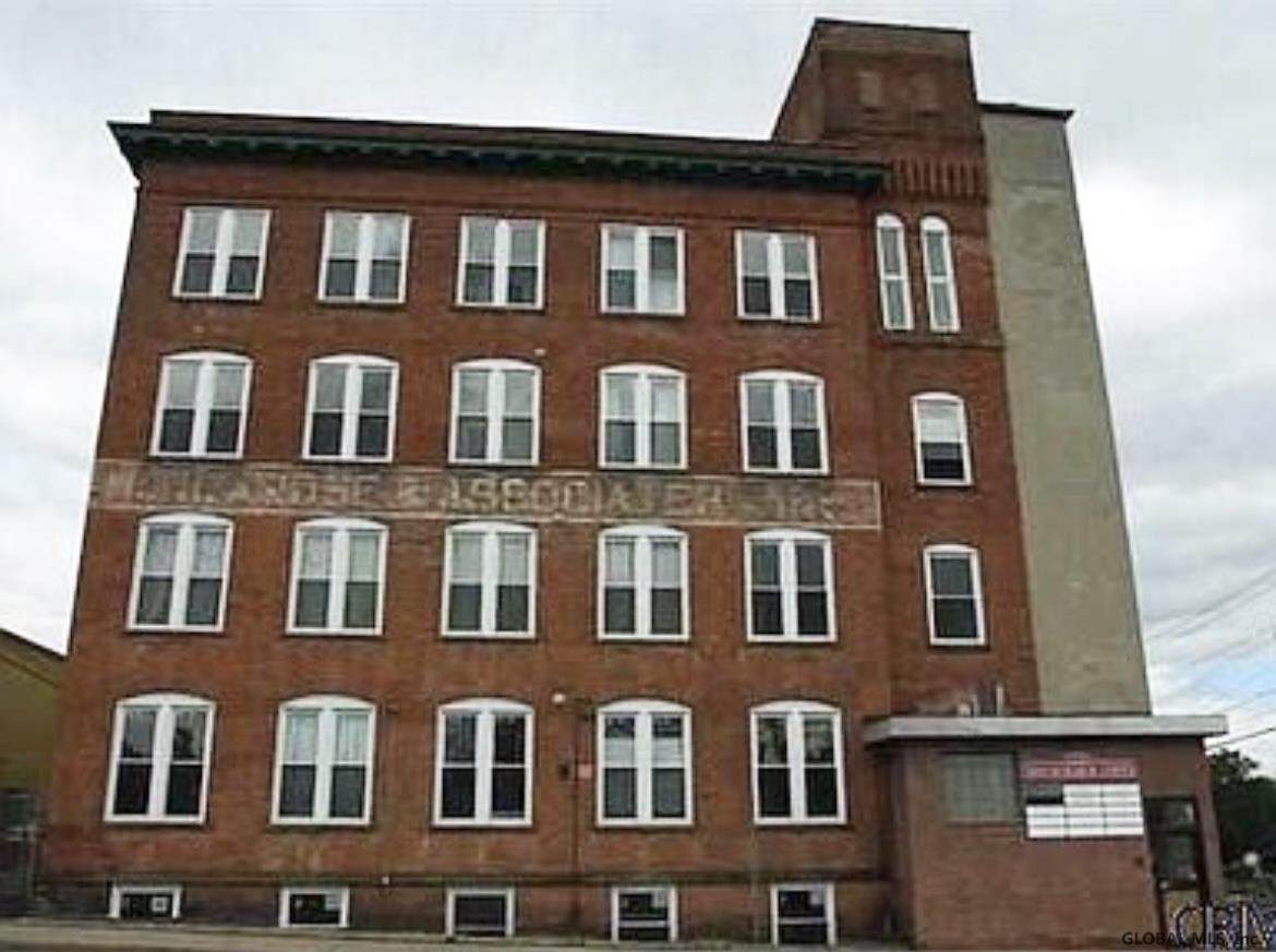 31 Ontario St - Photo 1