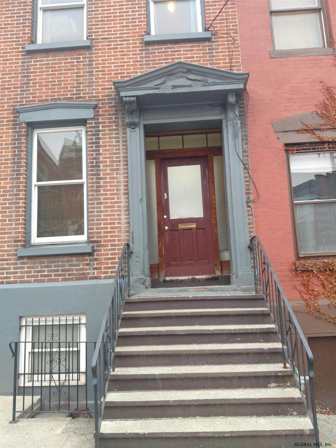 3 Ten Broeck St - Photo 1
