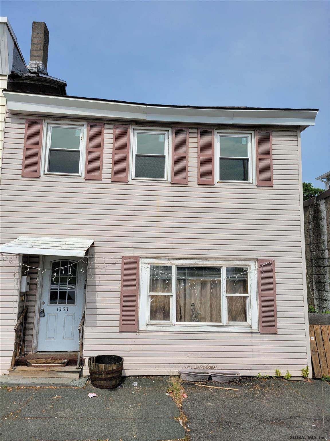 1333 Broadway - Photo 1