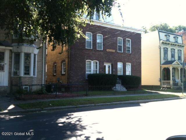 12 Riverside Ave - Photo 1