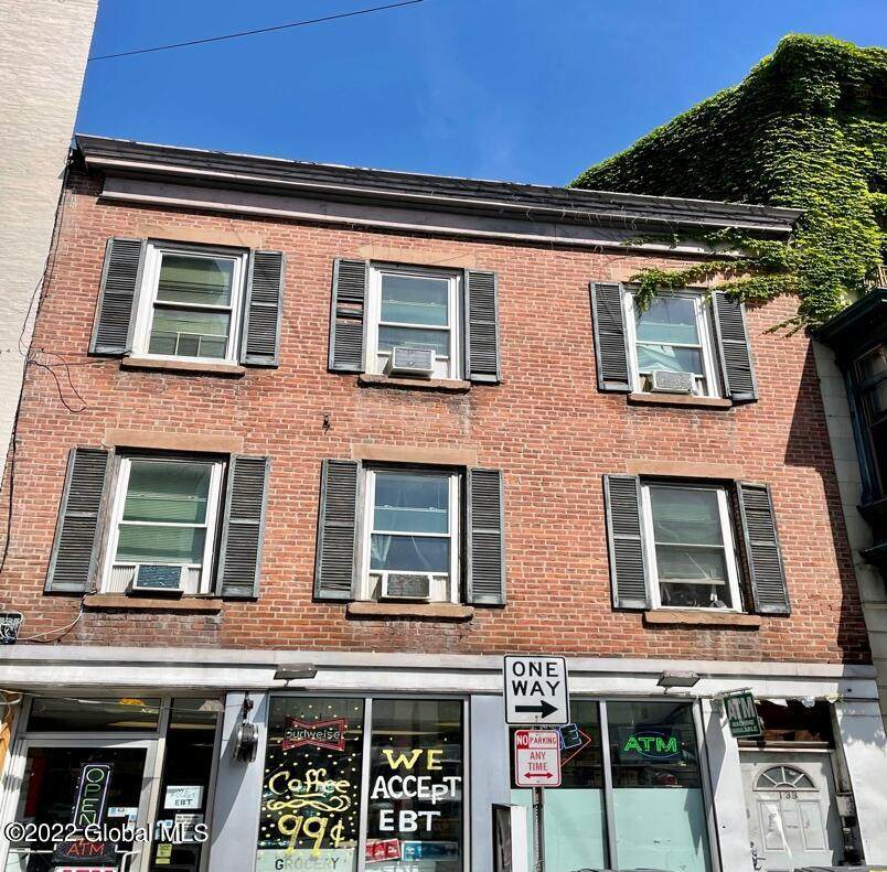 13 King Street - Photo 1