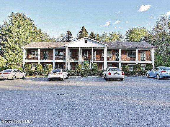 1037 Aquetuck Road - Photo 1